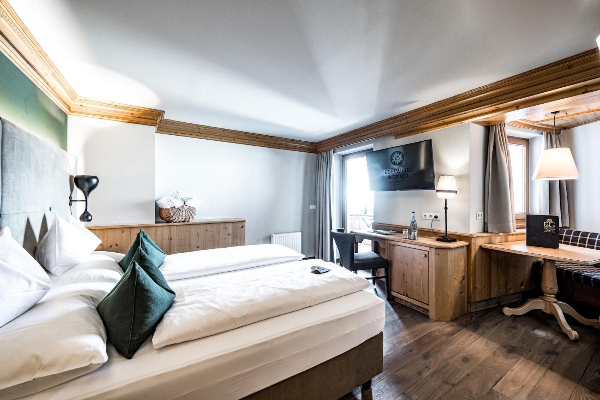 Hotel Edelweiss & Gurgl Обергургл Стая снимка
