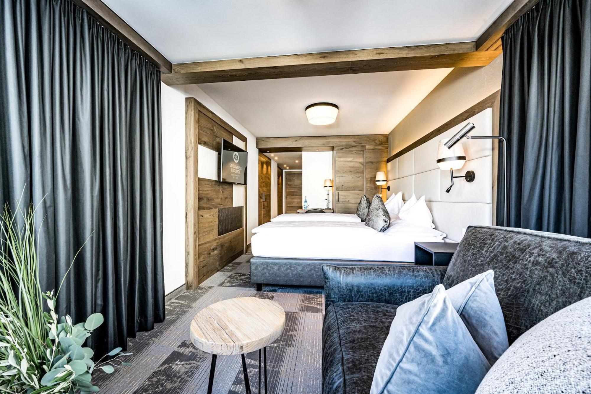 Hotel Edelweiss & Gurgl Обергургл Стая снимка