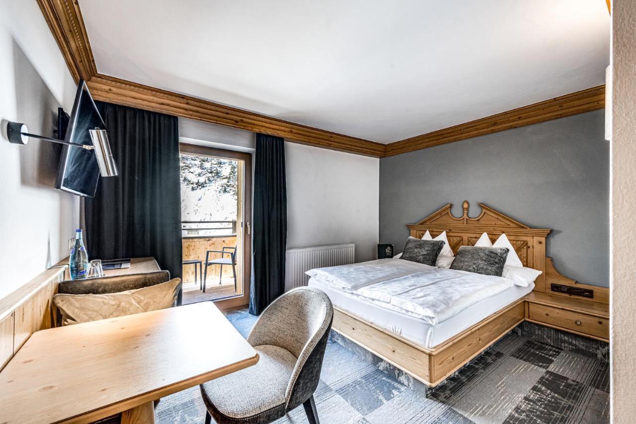 Hotel Edelweiss & Gurgl Обергургл Стая снимка